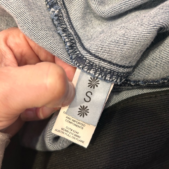 NWOT SHOW ME YOUR MUMU BLUE AUSTIN PULL ON FLARE SIZE SMALL - Picture 7 of 8